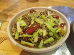 -郑件洋芋饭庄