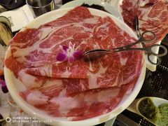 -牛魔王时尚回转餐厅