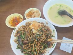 -三百碗宝应长鱼面(板仓街店)