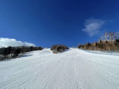 -亚布力新体委滑雪场