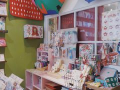 -恋物百货商店(华侨城店)