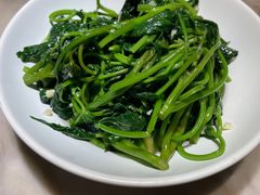 蒜蓉红薯叶-掌柜的店·河南菜(日月光店)