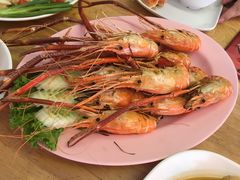 -J Daeng Seafood