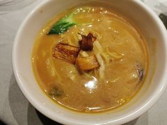 老娘炝锅面-马仕玖煲·融合菜·酥不腻烤鸭(人大店)