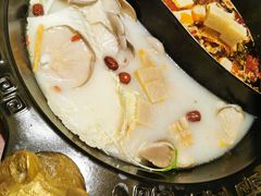 骨汤鸳鸯锅-袁老四老火锅(盘龙城店)