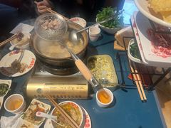 -邹开喜·小海鲜醉鸡煲·潮汕鲜切牛肉店(襄阳北路店)