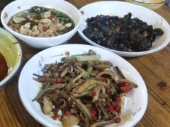 -老三样·美食研究中心(世贸路店)