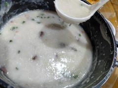 新鲜猪杂粥-南记食粥坊·宵夜大排档(莲花总店)