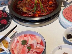 -茅草房·河畔园林火锅