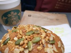 -星巴克(广州南站A18检票口楼上)