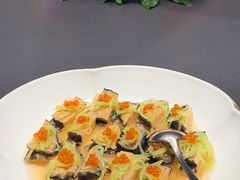 清酒五头鲜鲍配鱼子酱-Yan Ting 宴庭中餐厅(上海静安瑞吉酒店)