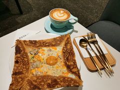 杂菌培根芝士可丽饼-GOTLOT COFFEE&KITCHEN角落厨房NOOK店