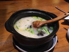 过桥米线-云海肴·汽锅鸡·云南菜(天津国金汇店)