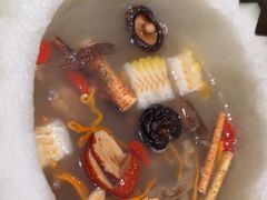 -得意咚瓜·顺德鱼生·冬瓜火锅(深圳首店)