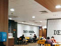 -麦当劳(西站店)