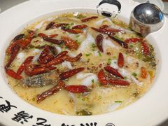 -江渔儿酸菜鱼·拔草餐厅(虎门君乐汇店)