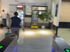 -汇乐游泳馆(莲花南路店)