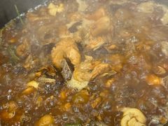 铁锅小鸡炖蘑菇-那红花·东北菜铁锅炖(仙林金鹰店)