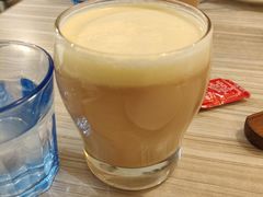 咸蛋黄芝士奶盖茶-必胜客(上海新南方商城PH店)