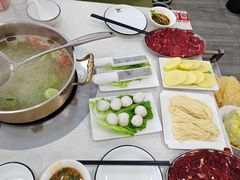 -牛百道·鲜活牛肉馆(天一店)