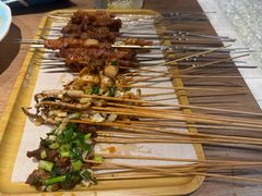 -街角等你.大连海鲜烧烤.经典铁板海鲜串(西安路店)