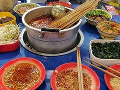 -马路边边麻辣烫联盟路店