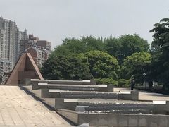 -上海市龙华烈士陵园