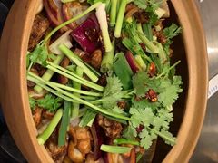 -胡须佬鸡煲四季火锅店(石厦西村直营店)