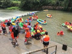 -仙山谷激浪漂流