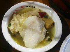 -周鱼小馆石锅酸菜鱼(活力汇店)