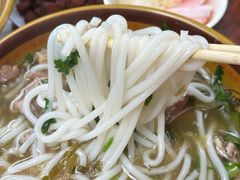 -花溪牛肉粉(八鸽岩店)