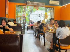 大堂-婉泰·特色小吃·舂鸡脚(告庄二店)
