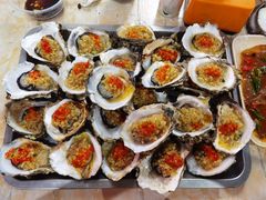 -蚝哥花姐湛江烤生蚝(美丽湾市场店)