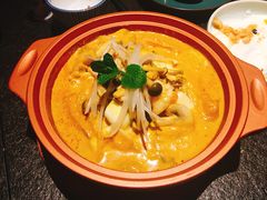 咖喱海鲜豆腐煲-丝路金桃·新疆菜(徐汇店)
