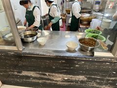-黄金娣米线(盛邦老店)