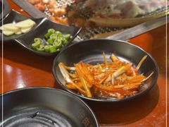 -肉甲韩国木炭烤肉(新壹街1店)