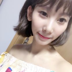 -睫乐园•睫公馆•美睫美甲沙龙
