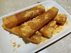 -爆炸头阿姨小四川正宗川味小吃(无任何分店)