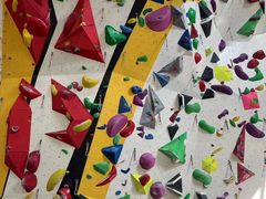 -问山MountQuest攀岩馆