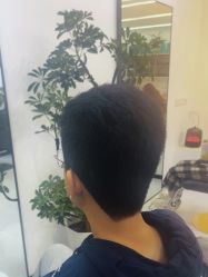 -V7 HAIR SALON