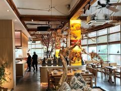 -蜜桃餐厅·伴山(湖滨商业街店)