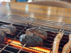 -哈尔滨小酒馆·鲜肉现穿自助烧烤(康新花园店)