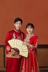 -雪中彩影婚纱摄影·微光艺术中心