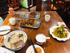 -老兰家传统烧烤炒菜泡馍(小南门店)
