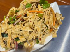 -林海雪乡铁锅炖·东北菜(夏湾店)