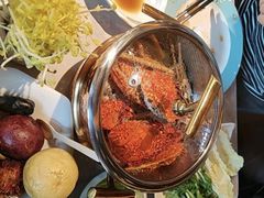 -雍容荟帝王蟹活龙虾展台自助(IFS黑金店)