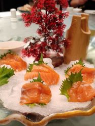 -鑫淼餐饮娱乐中心(江东街店)