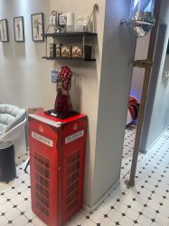 -老男孩男士理容馆·理发·烫染·修面