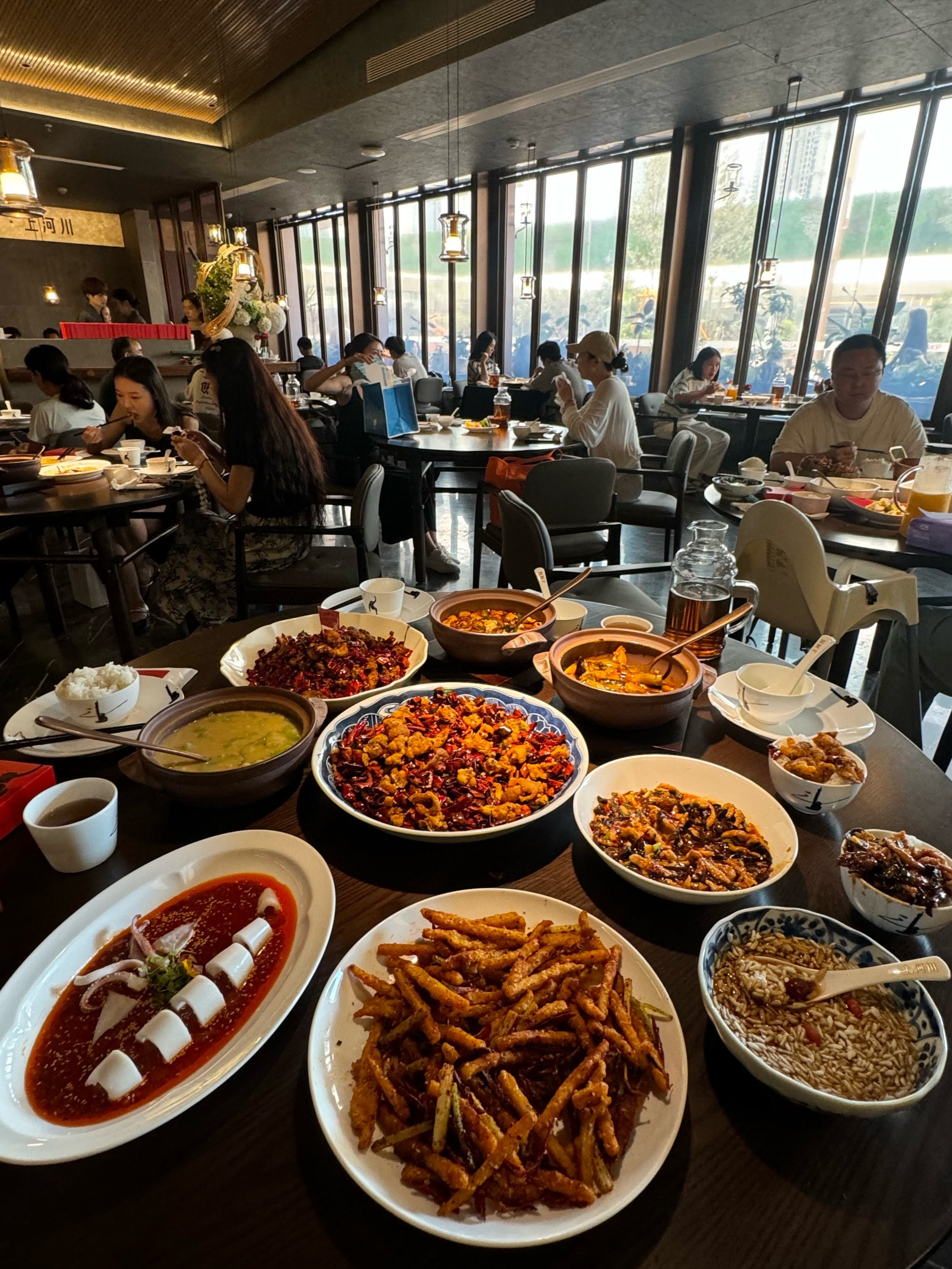 武汉国际广场美食餐厅图片