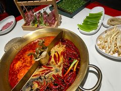 -小龙翻大江文化火锅(太古里店)